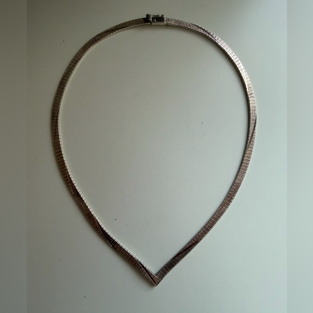 Elegant Vintage Dainty Sterling Silver Necklace -16 inches